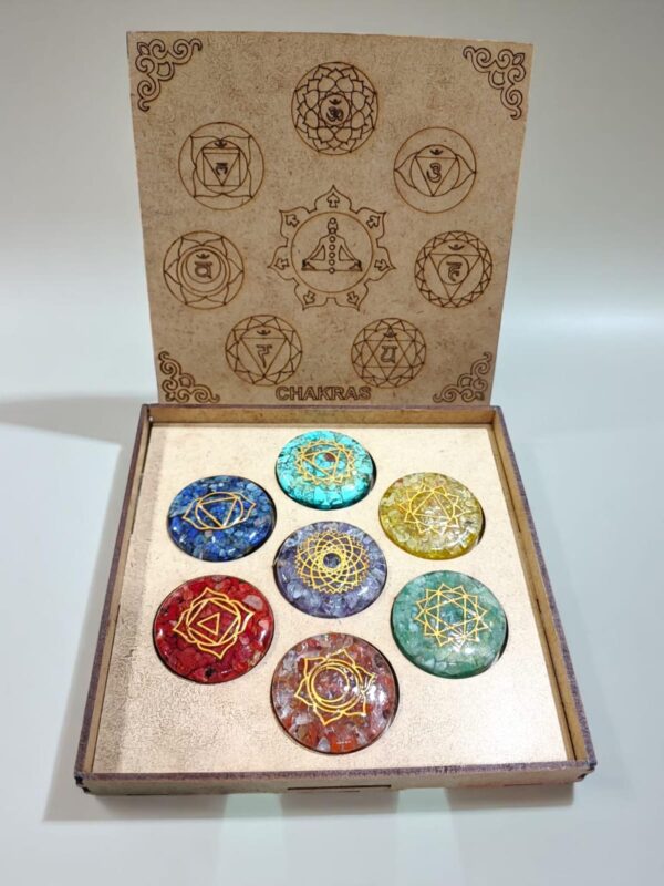 Set de Piedra Orgon Grabado 7 Chakras C/Caja