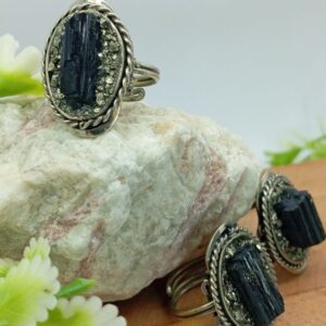 ANILLO ALPACA TURMALINA Anillo Alpaca Regulable Piedra Energetica Pirita - Turmalina Rustico