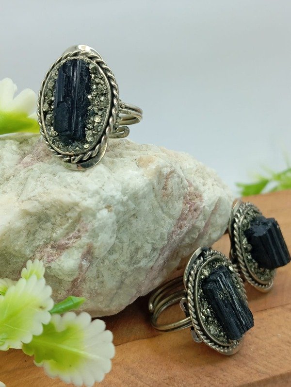 Anillo Alpaca Regulable Piedra Energetica Pirita - Turmalina Rustico