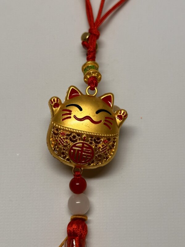 Colgante Neko Dorado con Mechon
