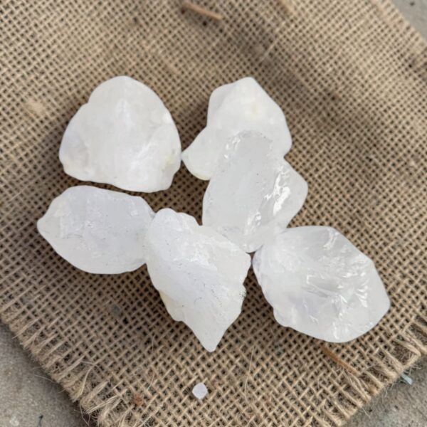 Piedra Energetica en Bruto Cuarzo Blanco