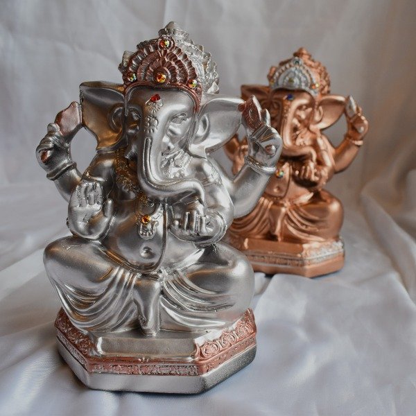 Ganesha Chico Decorado 22cm