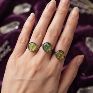WhatsApp Image 2026-07-16 at 21.05.55 Anillo Piedra del Humor Cruz Regulable