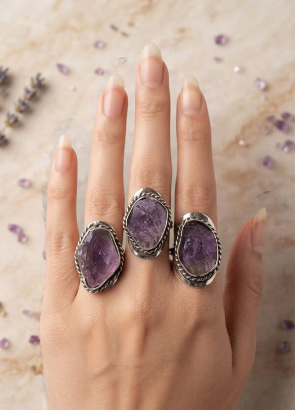 Anillo Alpaca Regulable Piedra Energetica Amatista Rustico
